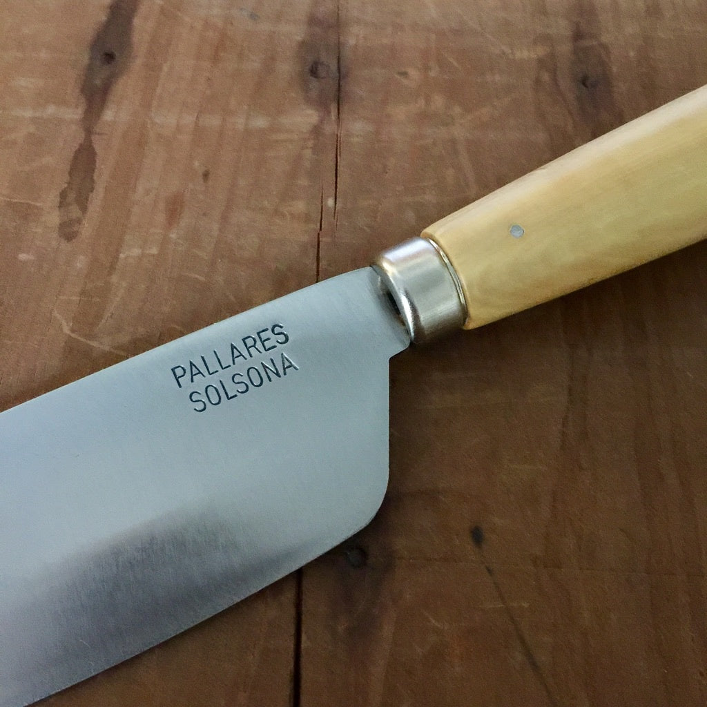 PALLARES - KITCHEN KNIFE CARBON STEEL 22CM/9 BLADE OLIVE WOOD – Portland  Trading Co.